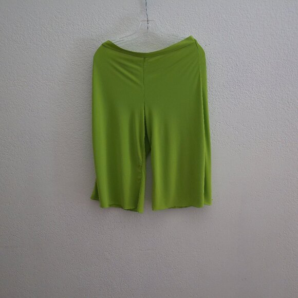 Lime Green Culotte Short - Picture 4 of 4